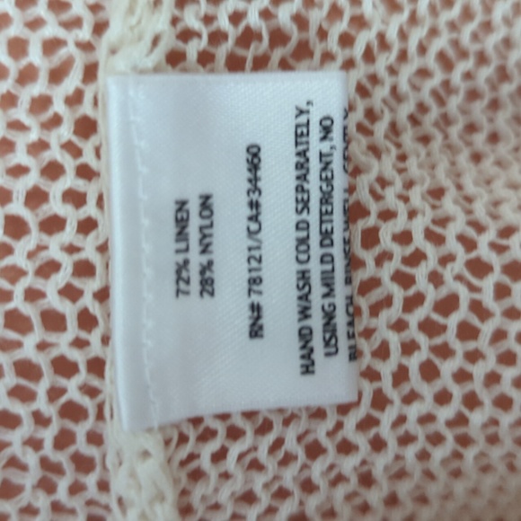 Eileen Fisher Cream Mesh V-neck Asymmetrical Top Size L - Picture 7 of 7